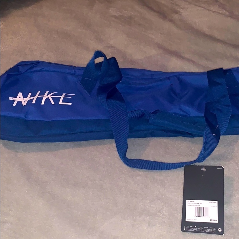 NWT Nike Baseball bag